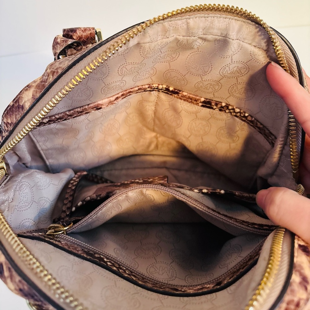 Michael Kors Smythe Blush Pink Beige Snake Leather Satchel - Picture 12 of 12